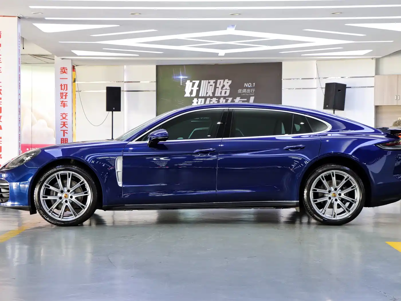 Porsche Panamera 2021 Panamera 4 Executive Long Wheelbase 2.9T фото 4