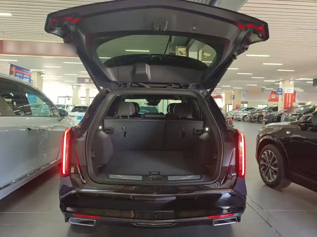 Photo 19 - Cadillac XT5