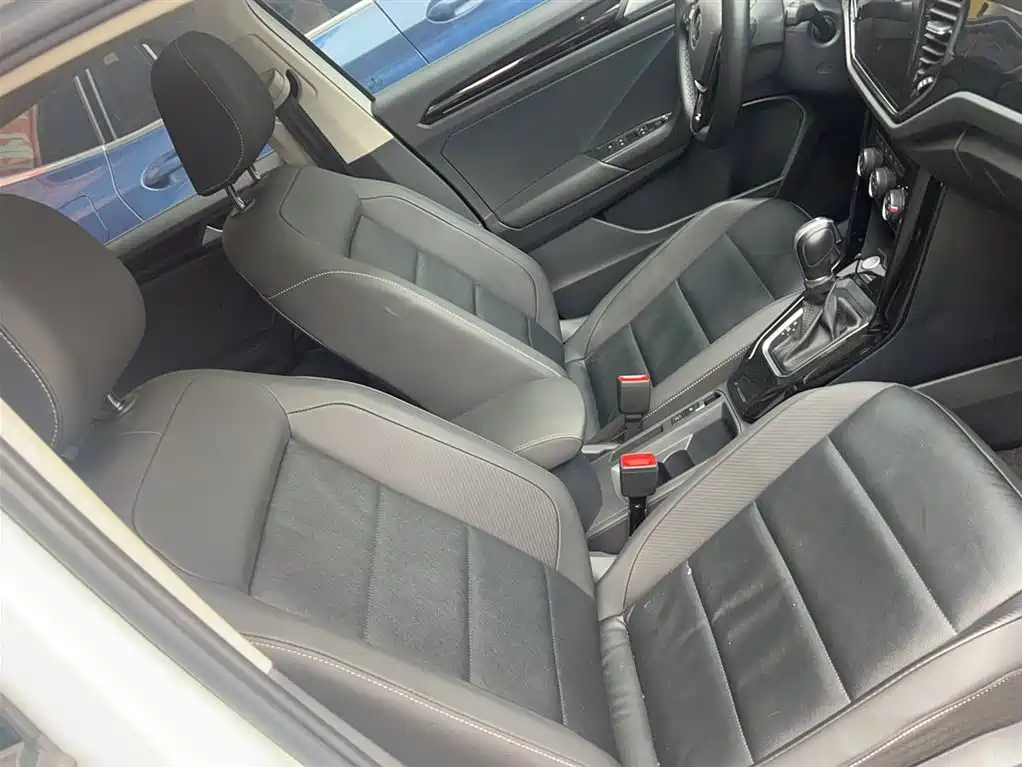 Volkswagen T-ROC 2022 280TSI DSG 2WD Elite PLUS фото 3