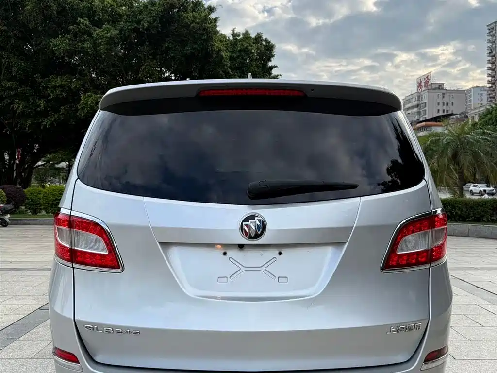 Buick GL8 2013 2.4L LT Luxury Business Executive Edition фото 11