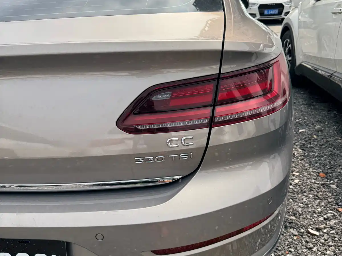 Volkswagen FAW-Volkswagen CC 2020 330TSI Elegance Version China VI фото 20