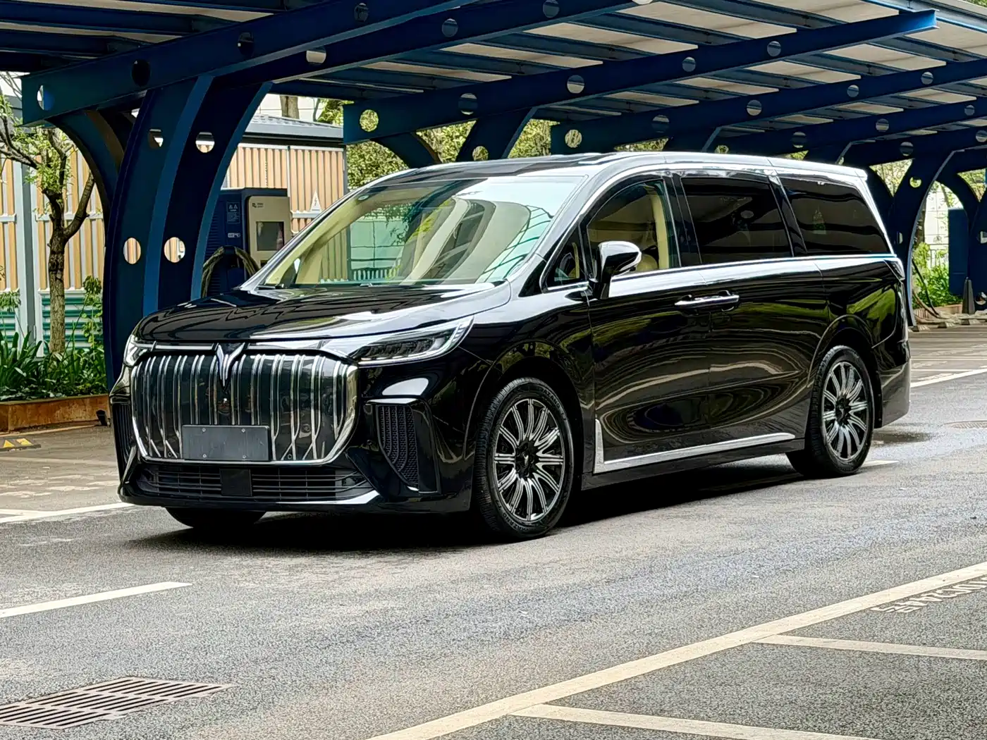 Voyah Auto Voyah Dreamer 2025 2024 EV Long Range Excellence Edition