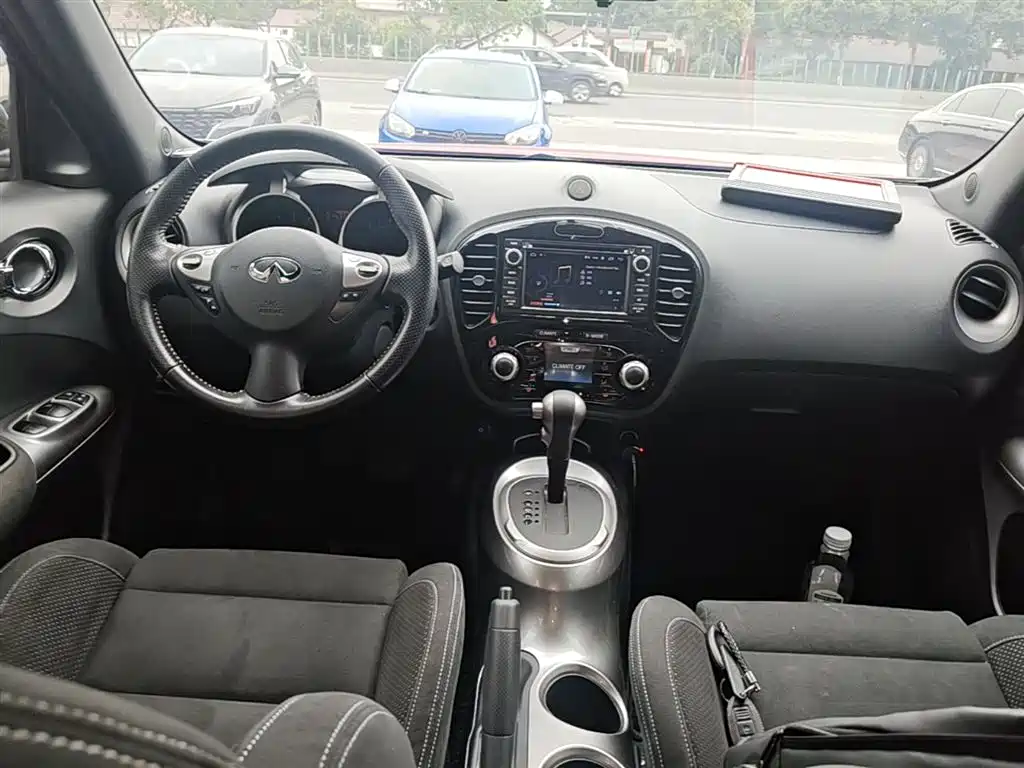 Infiniti ESQ 2019 2014 1.6L Free Edition