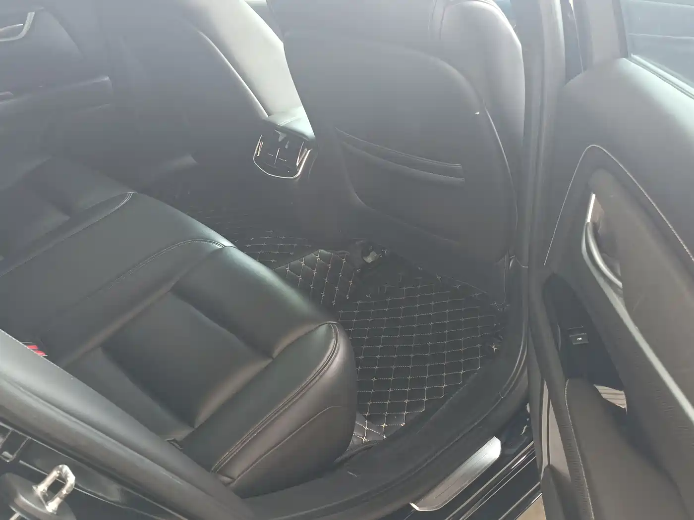 Cadillac XTS 2018 28T Technology фото 10
