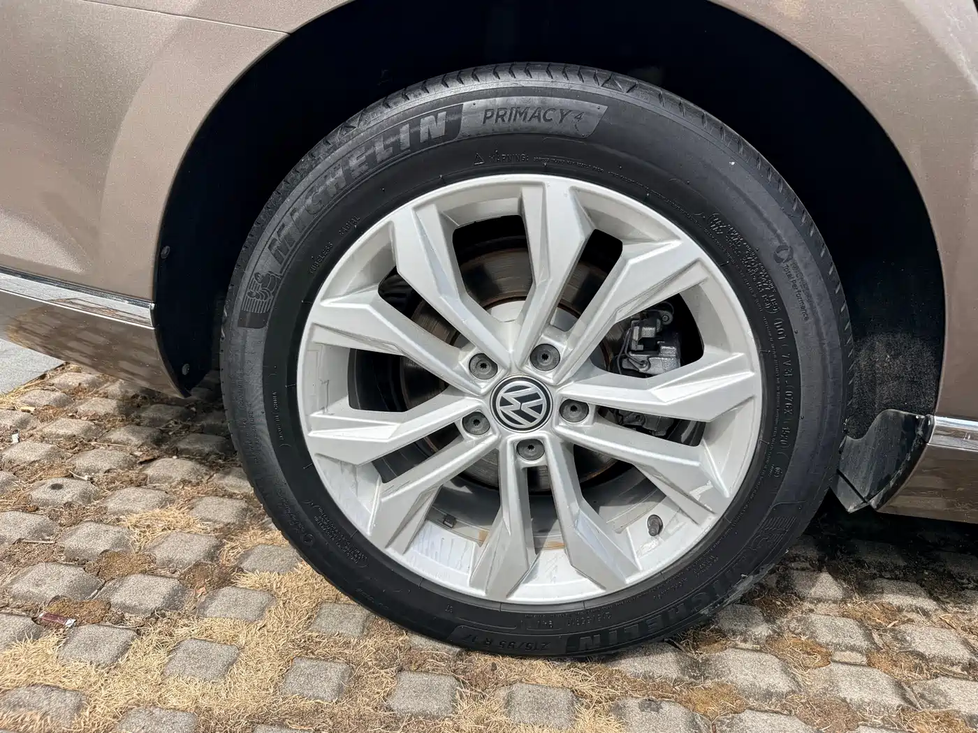 Volkswagen Magotan 2017 330TSI DSG Luxury фото 9