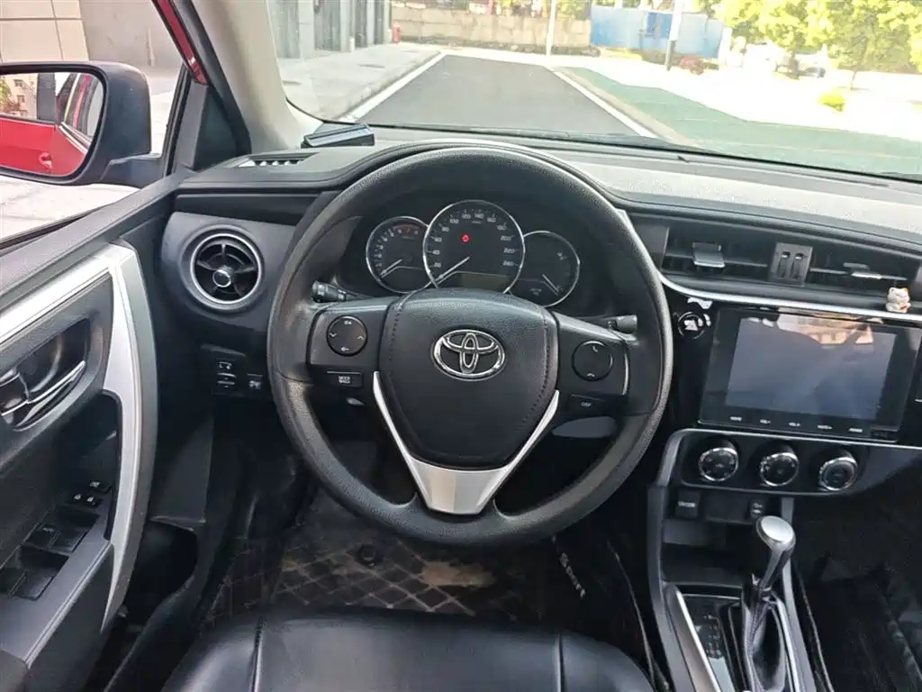 Toyota Levin 2017 Facelift 185T CVT Elite (China V) фото 11