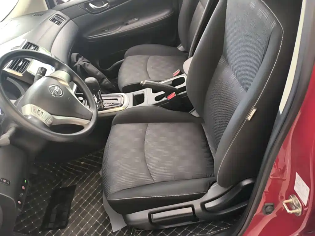 Nissan Tiida 2022 2021 1.6L CVT Cool Edition