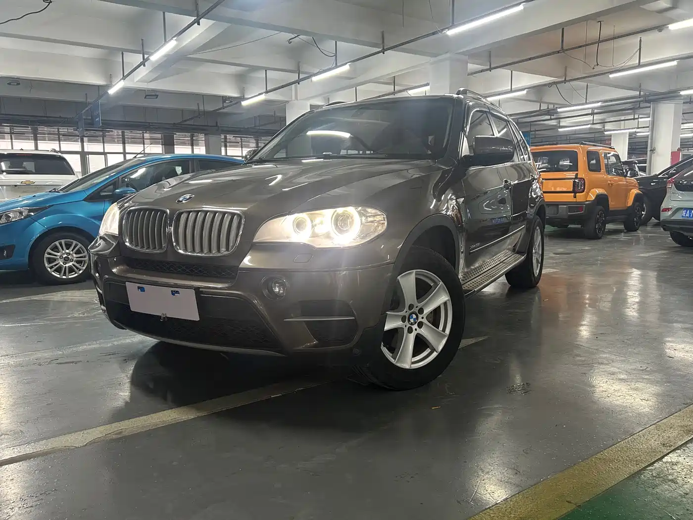 Photo 1 - BMW X5 (Import)