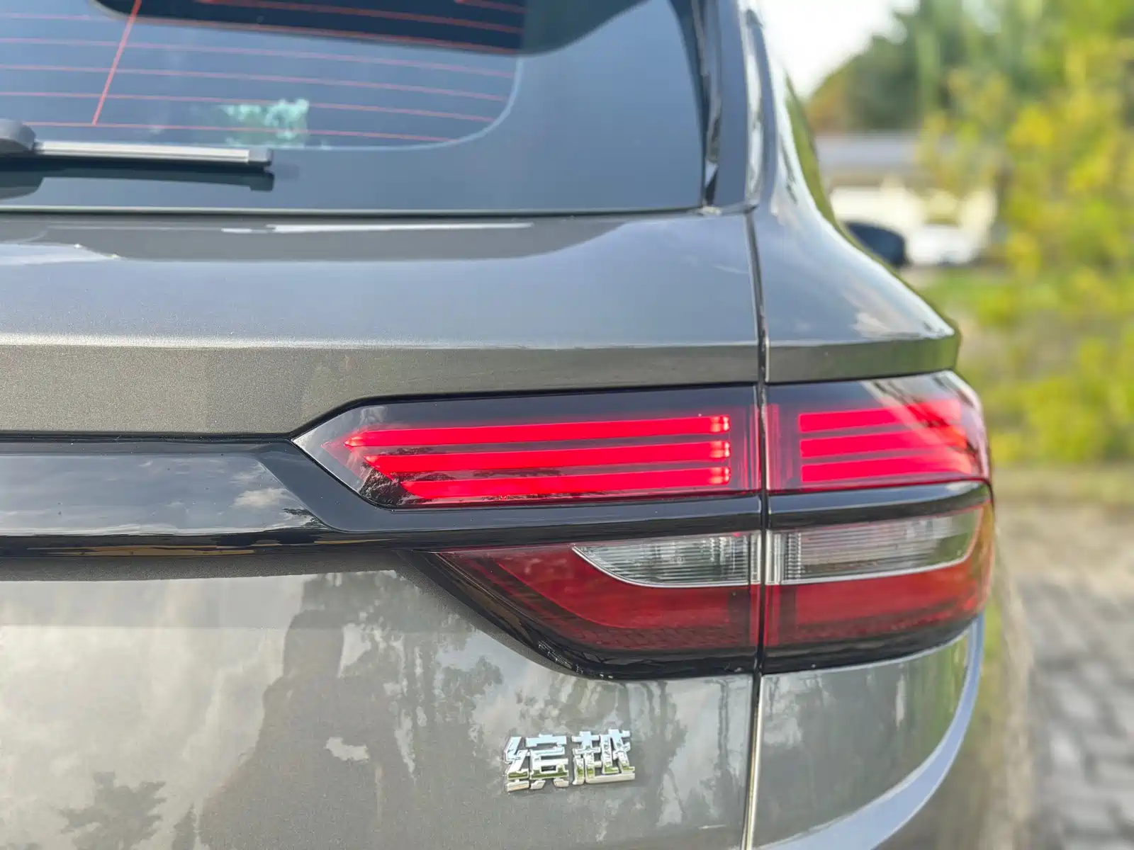 Фото 5 - Geely Coolray