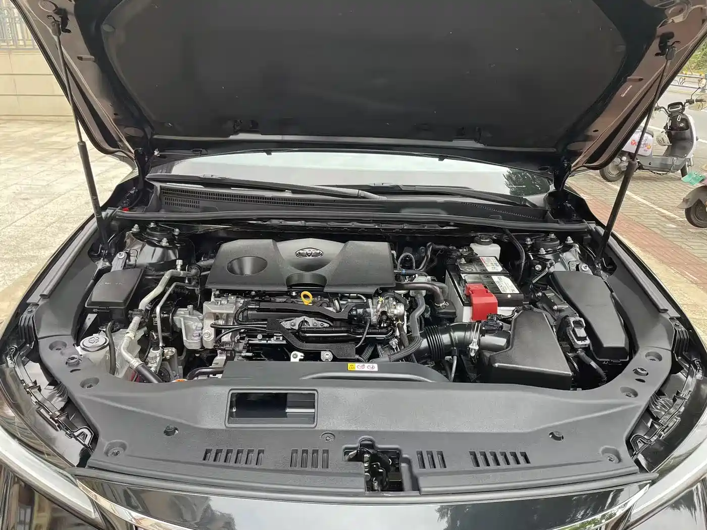 Toyota Avalon 2023 2.0L Luxury Edition фото 13