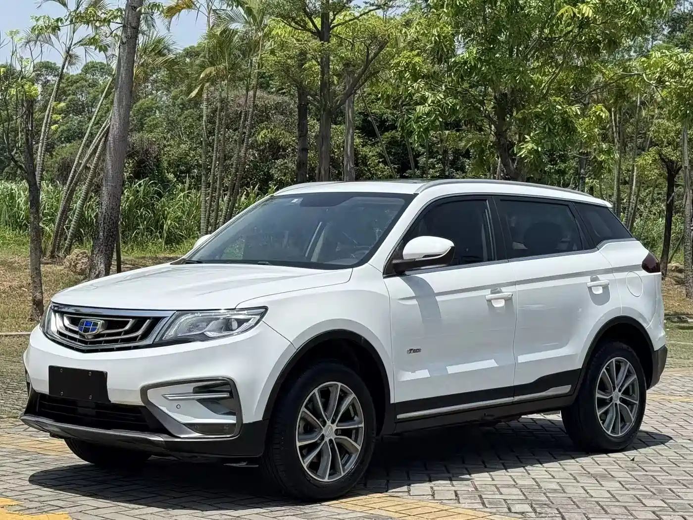 Geely Boyue 2020 1.8TD DCT 2WD Zhilian 4G Connected Edition