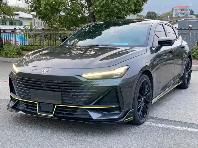 Changan UNI-V 2022