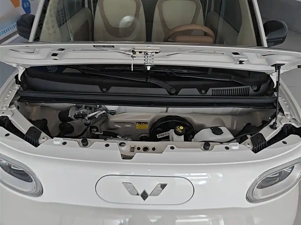 WULING AUTOMOBILE HONGGUANG MINIEV