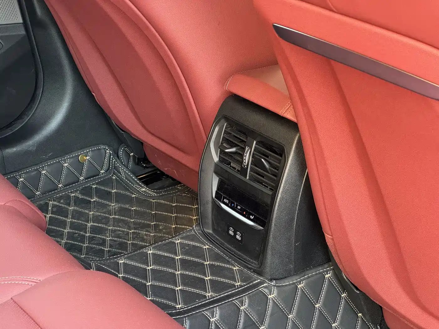 BMW i3 2026 2025 eDrive 35 L