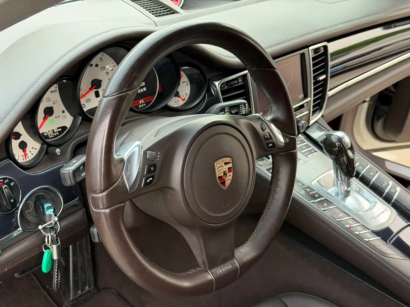 Porsche Panamera 2010 Panamera 3.6L фото 14