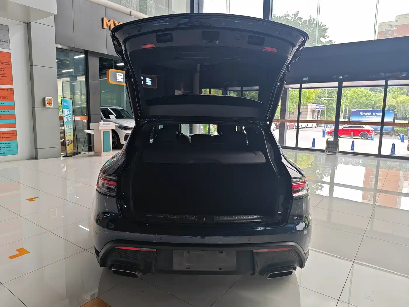 Porsche Macan 2022 Macan 2.0T фото 14