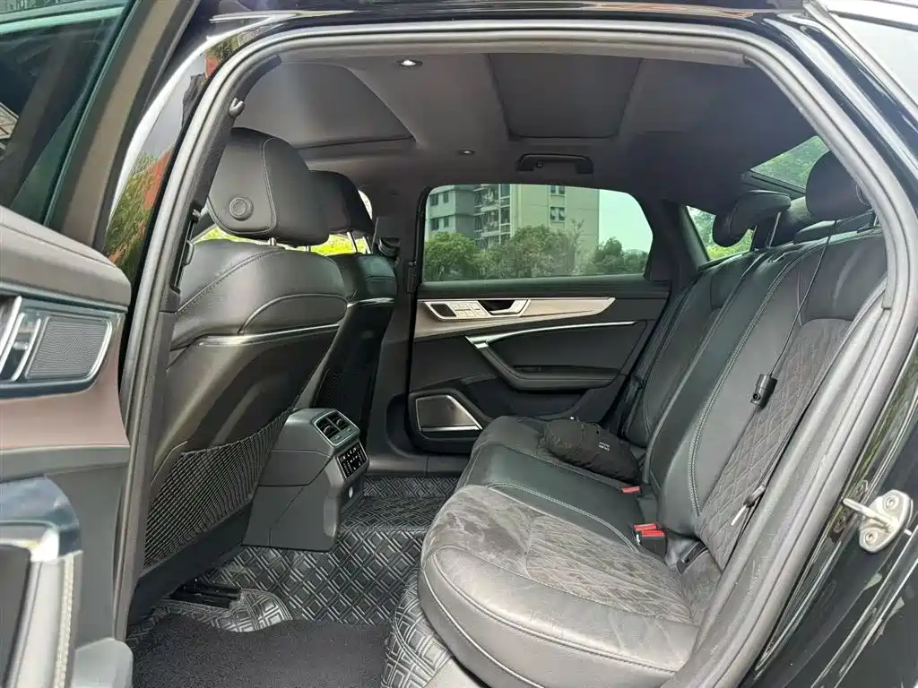 Audi A6L 2022 55 TFSI quattro Premium Dynamic фото 6