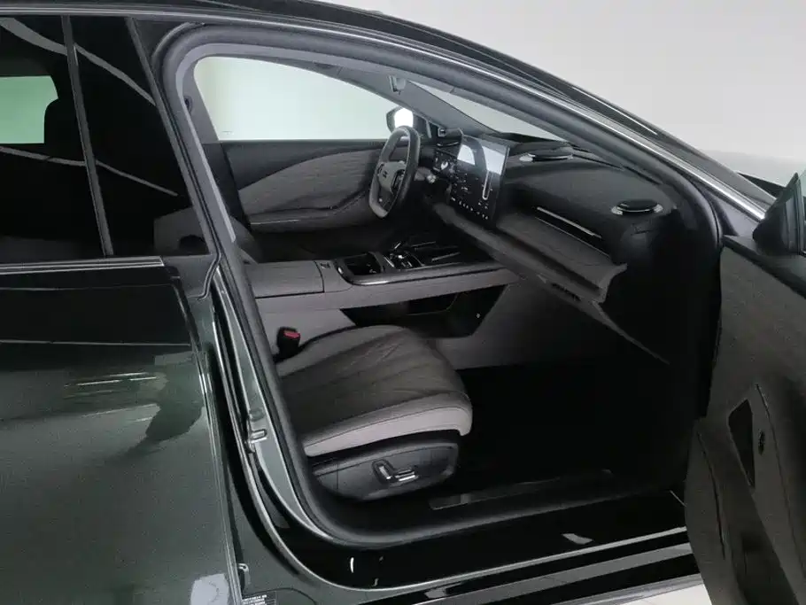 Geely Galaxy Galaxy Xingyao 8 2025 2025 130km EM-P Starship Edition