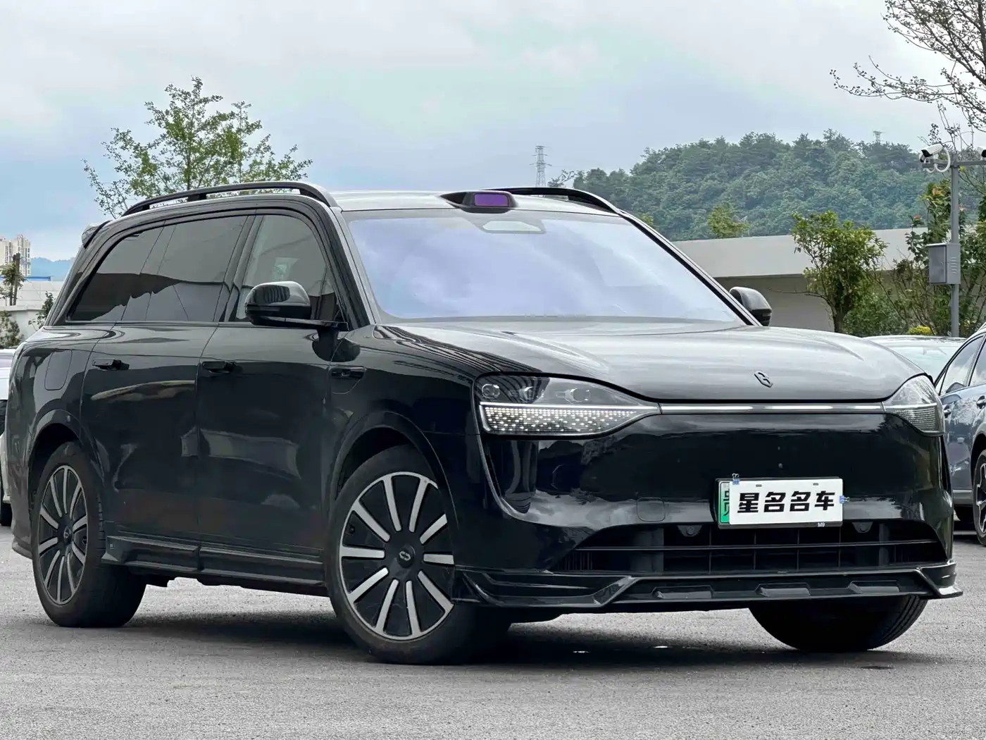 AITO Wenjie AITO M9 2024 Extended Range Ultra 42kWh 6-Seater фото 3