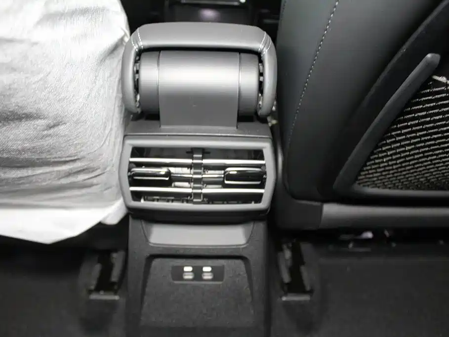 Audi A3 2026 2025 Facelift A3L Limousine 35TFSI Flying Spur Premium