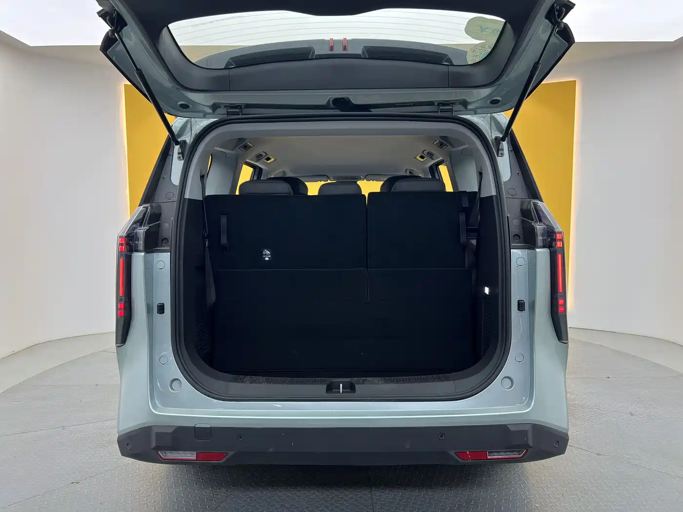 SAIC Maxus Dajia 7 2025 2024 Model Super Hybrid Long Range Deluxe Edition