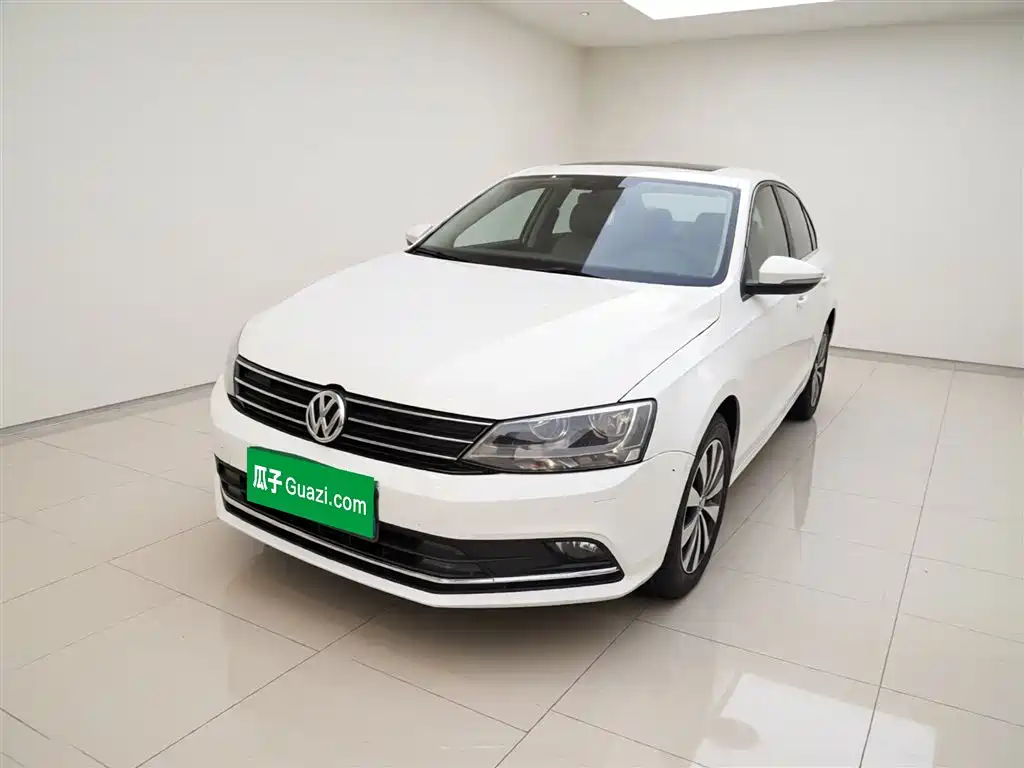 Volkswagen Sagitar 2017 1.6L Manual Comfort
