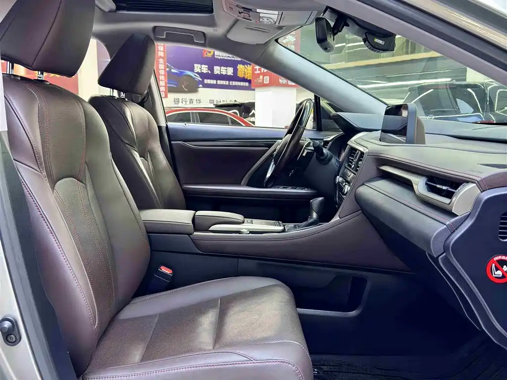 Lexus RX 2020 300 2WD Comfort Edition China VI фото 5