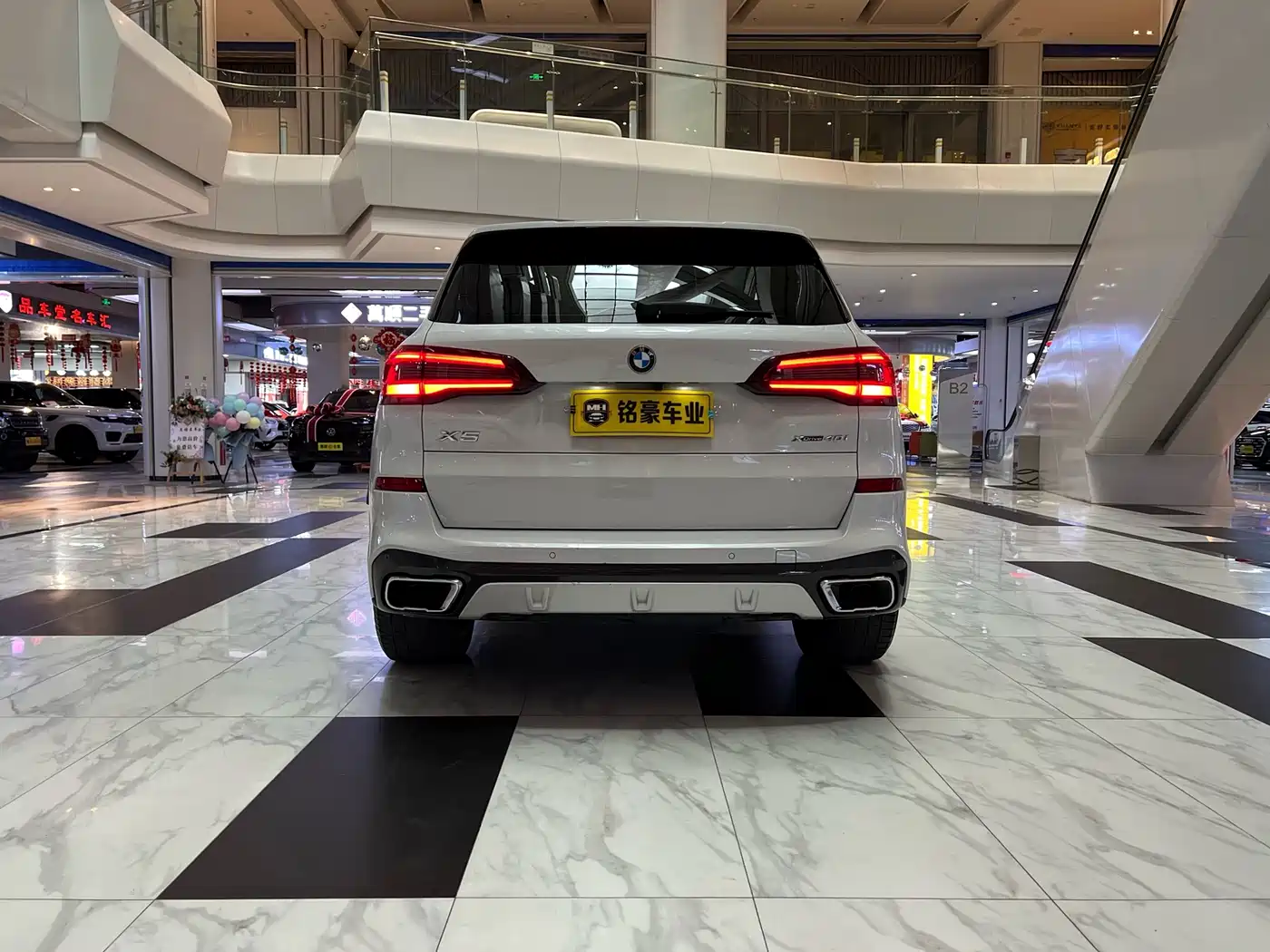 BMW X5 (Import) 2020 xDrive40i M Sport Package фото 8