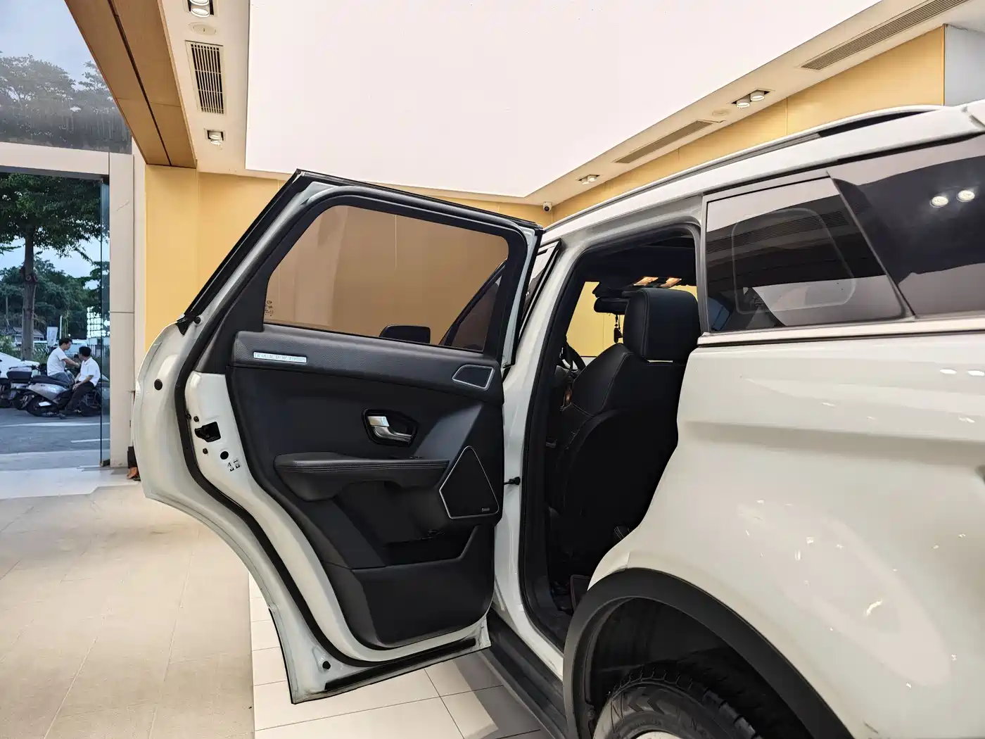 Landwind X7 2017 2015 2.0T Panoramic Flagship Edition