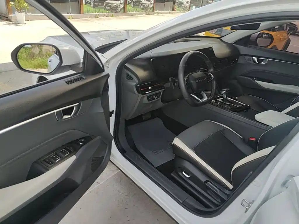 Baojun RC-6 2019 2019 1.5T CVT 24-hour Online Luxury