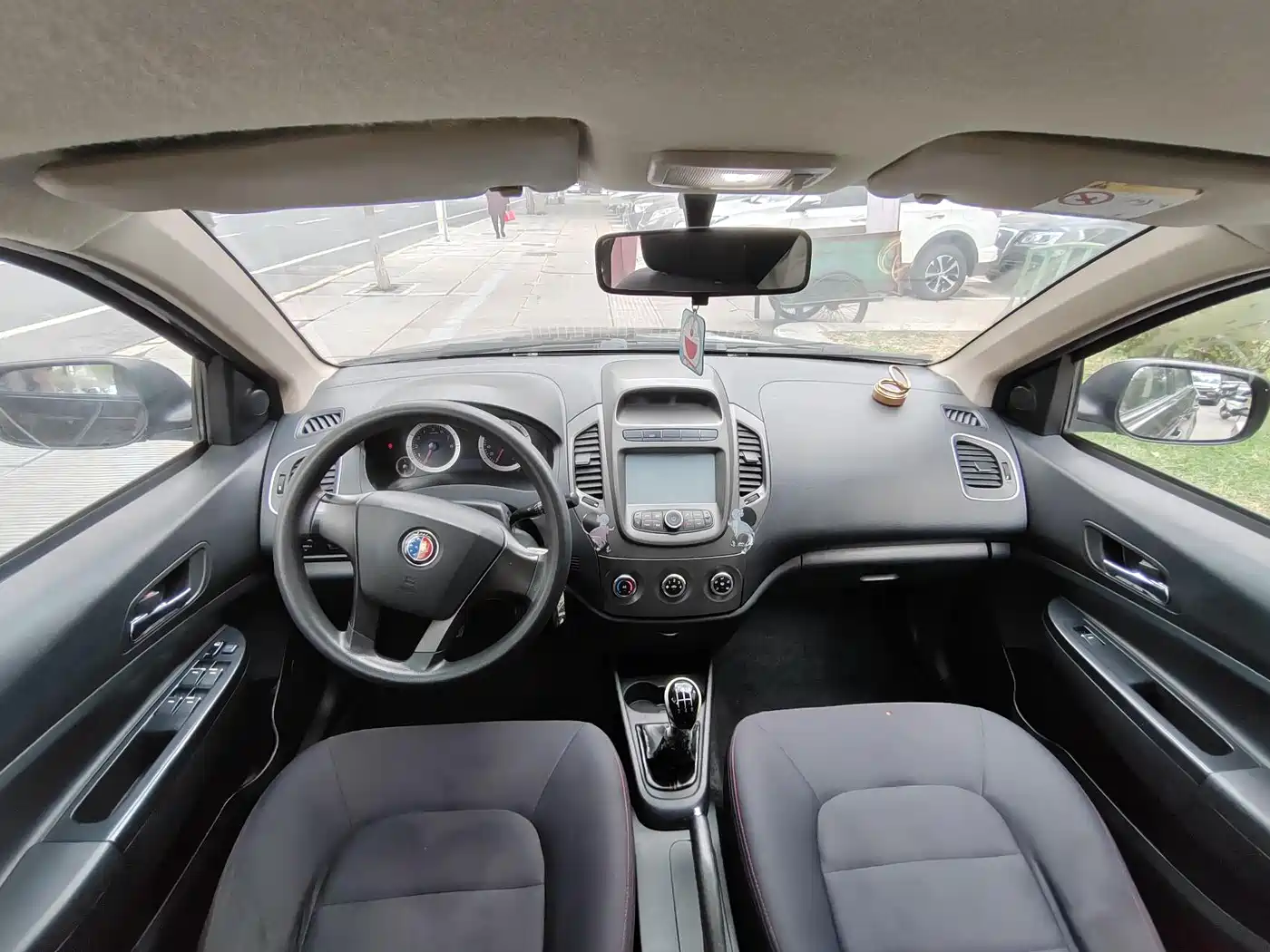 Geely King Kong 2015 2014 Sedan 1.5L Manual Progressive