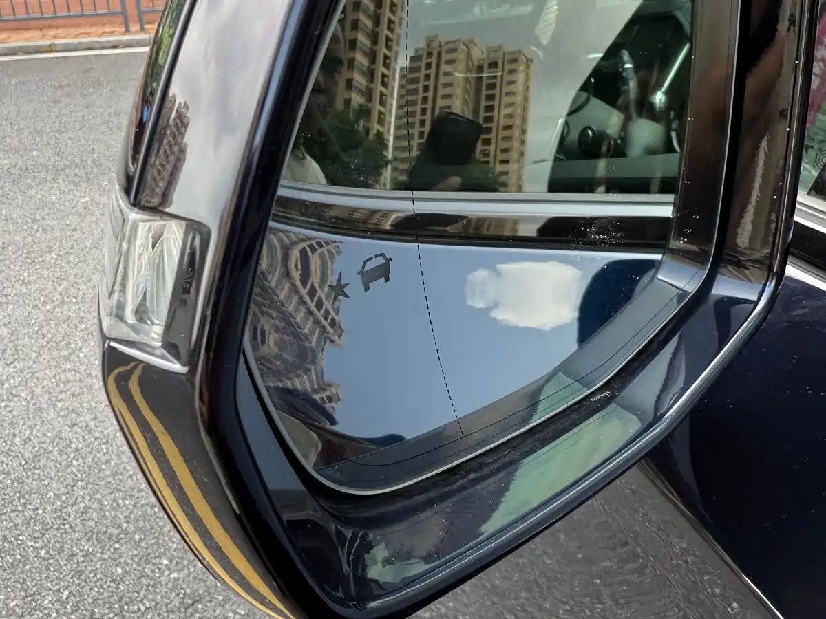 Cadillac XT6 2020 28T 6-Seater AWD Platinum Sport Edition фото 24