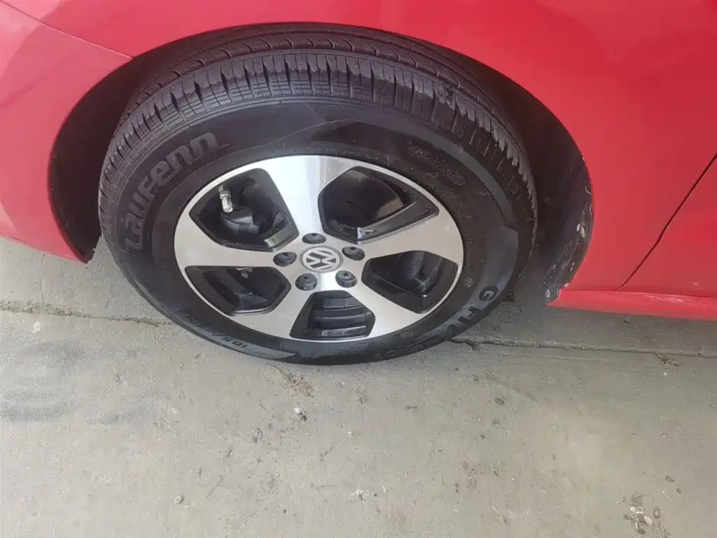 Volkswagen Polo 2016 1.4L Automatic Trend фото 23