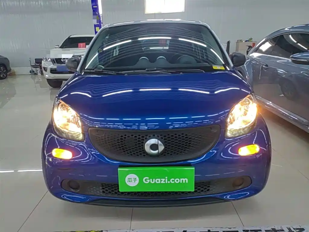 smart forfour 2017 2016 1.0L 52kW Agile Edition