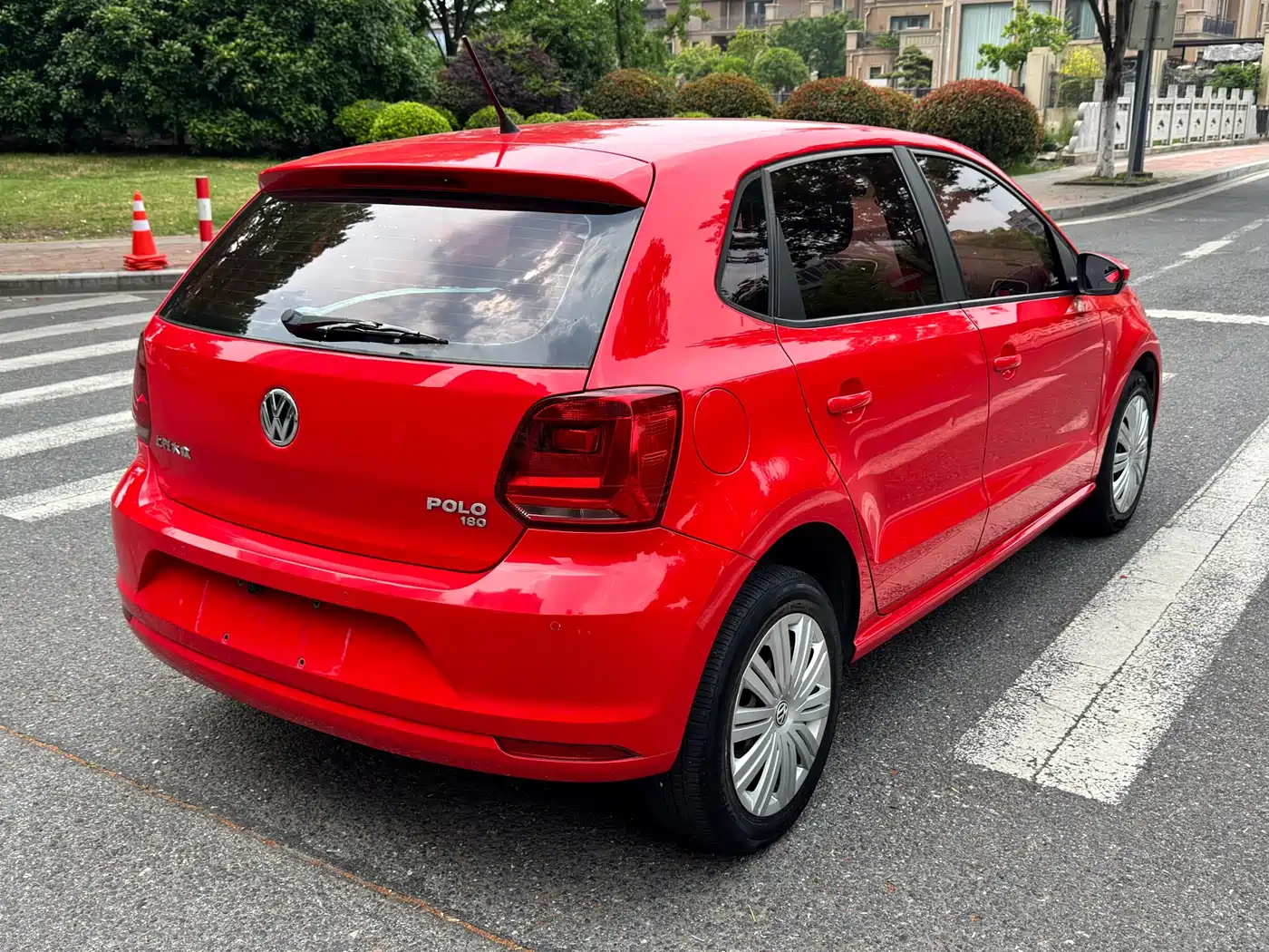Volkswagen Polo 2016 1.6L Automatic Comfort фото 7