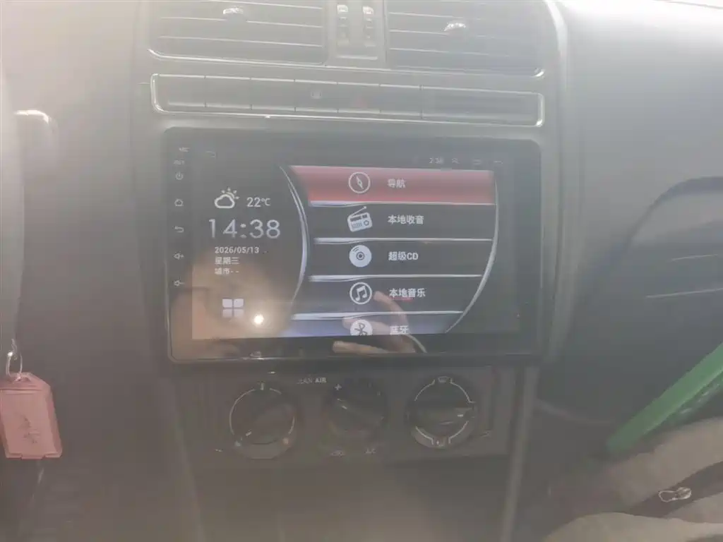 Volkswagen Polo 2016 1.4L Automatic Trend фото 13