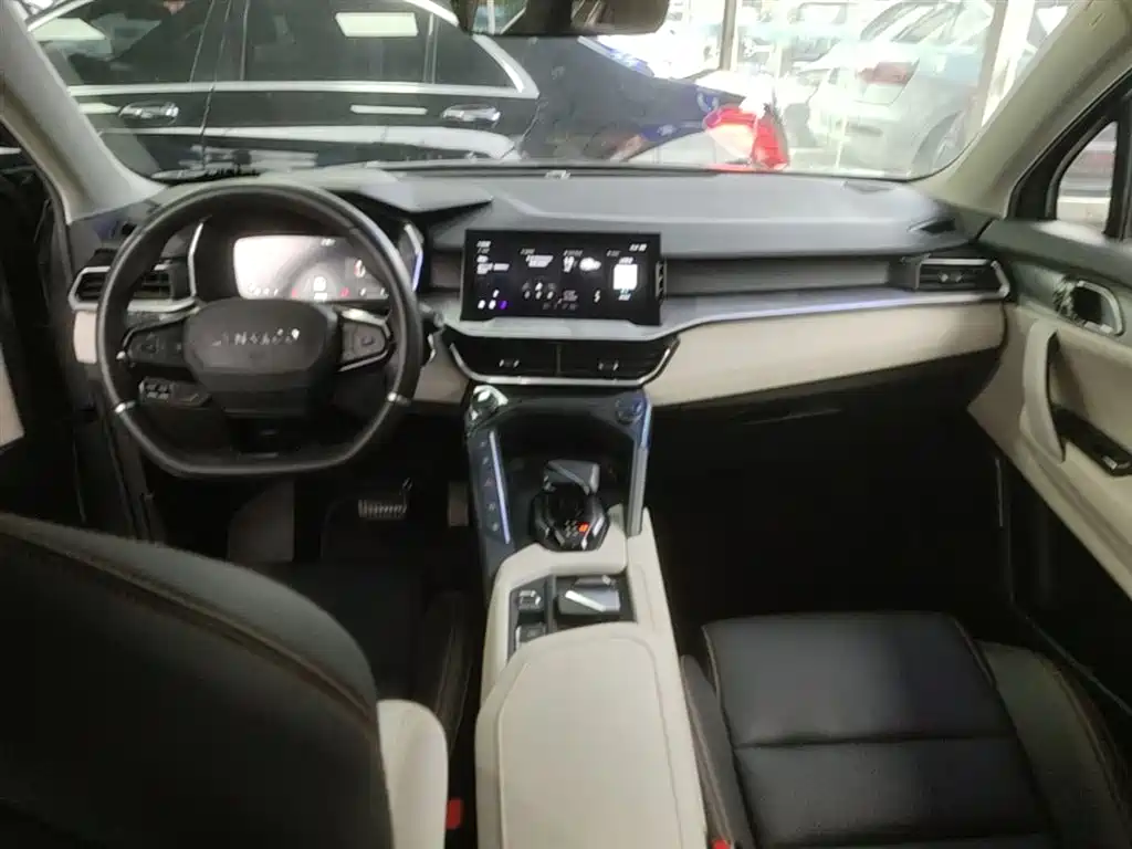 Lynk & Co 06 EM-P 2020 PHEV Plus фото 6