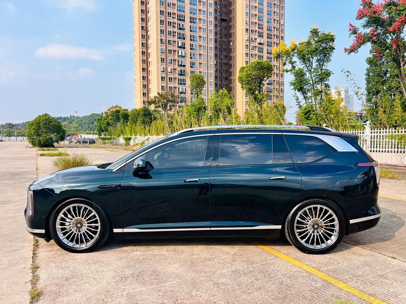 GAC Haobo Hyper HL 2025 2025 Model Revised 350 Max 6-Seater Lidar Version