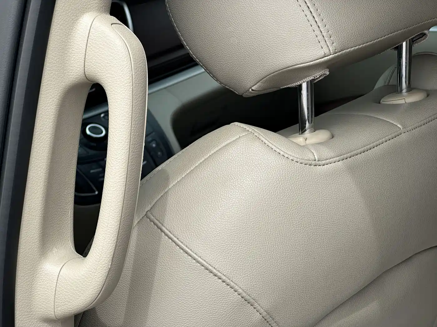 Buick GL8 2018 28T Comfort China VI фото 16