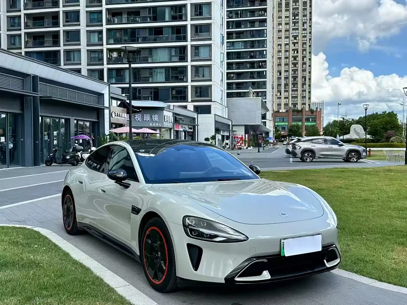 XIAOMI CAR XIAOMI SU7