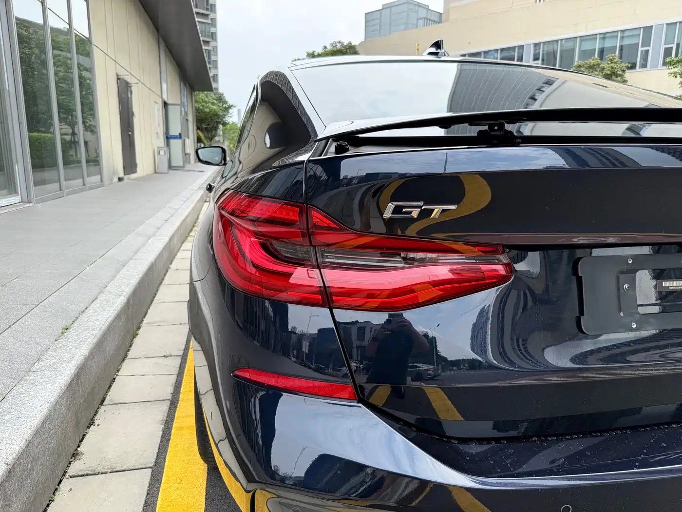 BMW 6 Series GT 2018 630i M Sport Package фото 9