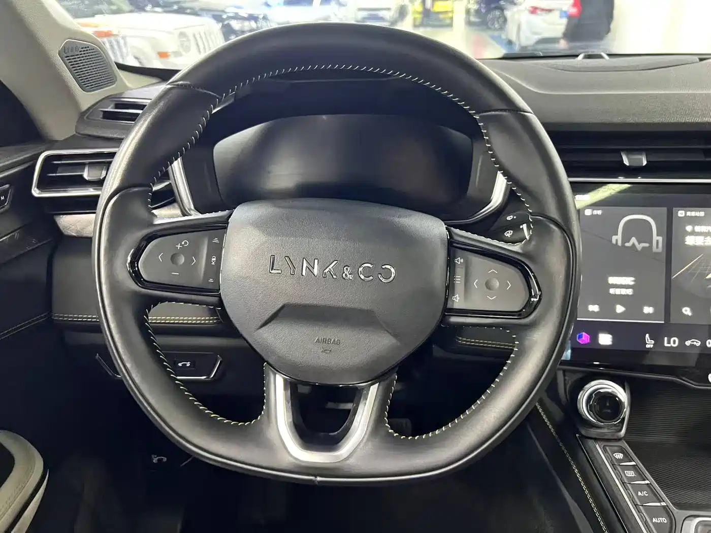 Lynk & Co 05 2020 2.0TD 2WD Shine Halo фото 6