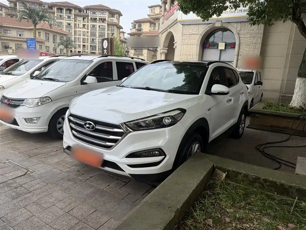 Hyundai Tucson 2015 1.6T Dual Clutch 2WD Smart