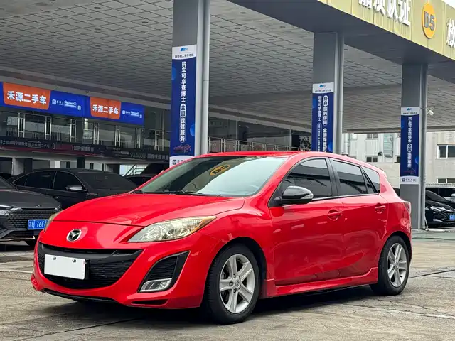  Mazda Mazda3 Axela 2012 Hatchback 2.0L Automatic Luxury