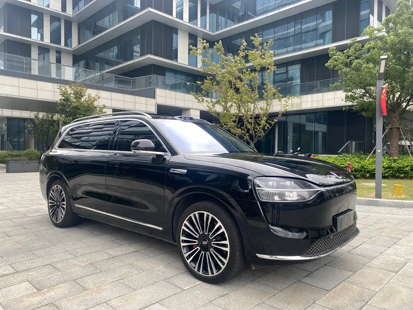 AITO Wenjie AITO M9 2024 Pure Electric Max Edition 100kWh 6-Seater фото 8