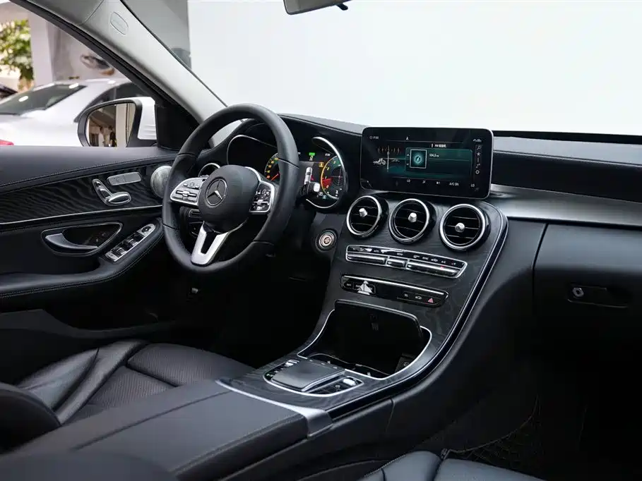 Mercedes-Benz C-Class 2019 Facelift C 260 L Sport фото 11