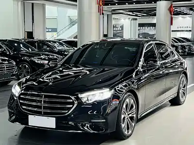 Mercedes-Benz E