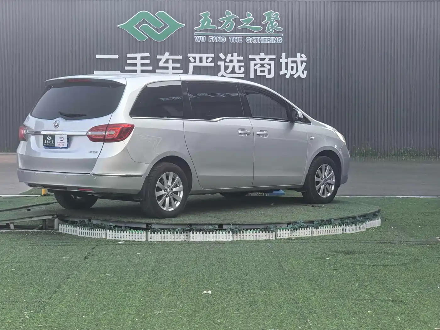 Buick GL8 2017 25S Comfort China V фото 7