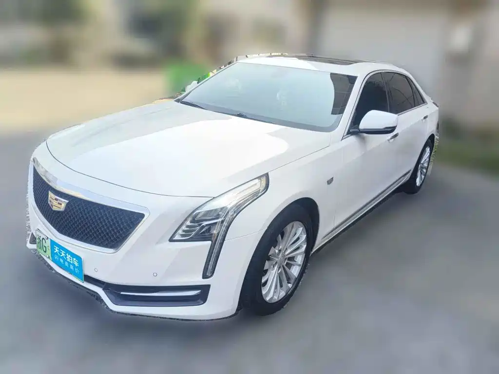 Cadillac CT6 PLUG-IN