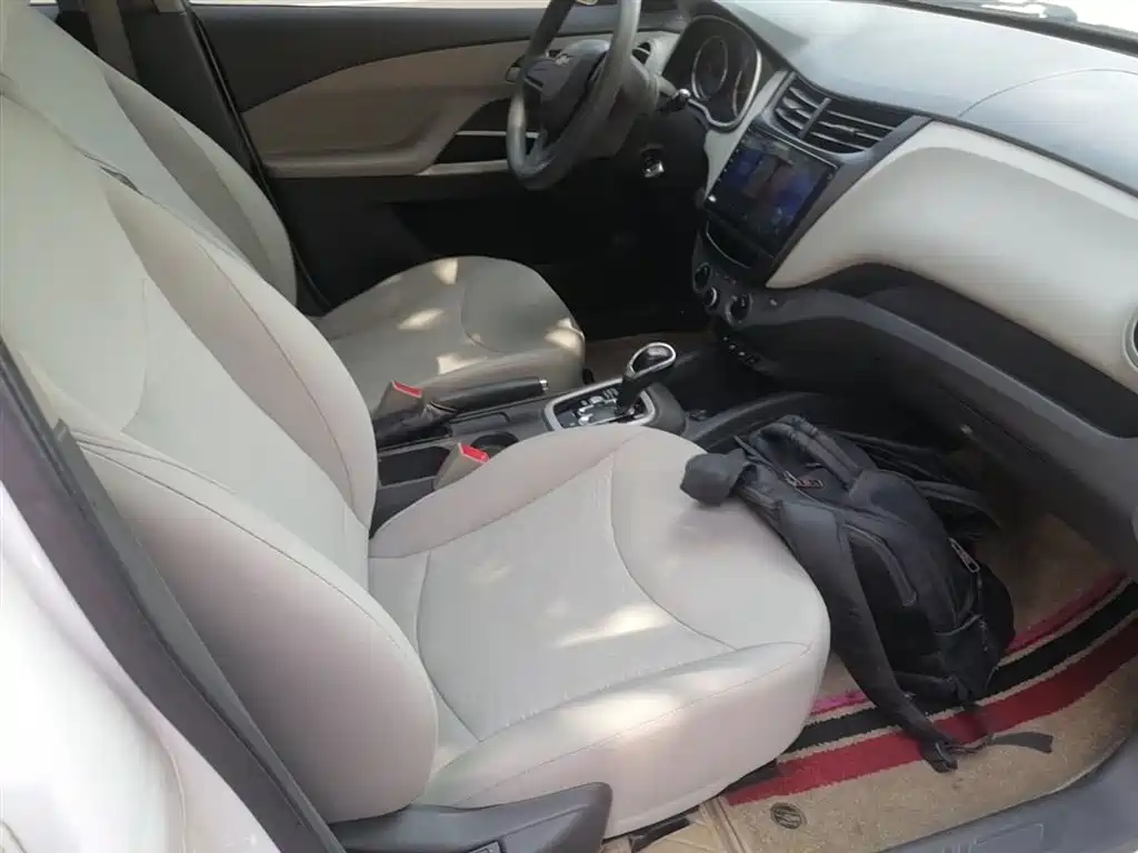 Chevrolet Sail 2015 Sail 3 1.3L AMT Ideal Edition фото 25
